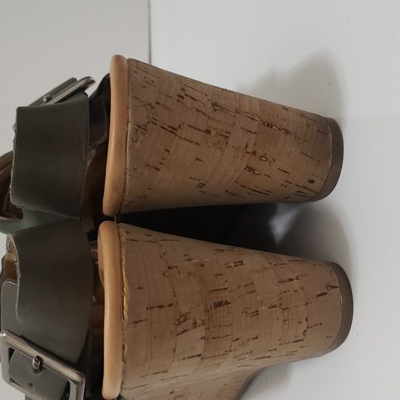 Womens Marc Fisher Suede Platform/Wedge Sandals - Picture 3 of 10